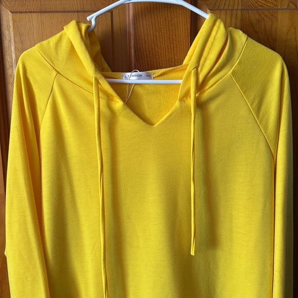 #8 - Tunic Hoodie - Picture 2 of 5